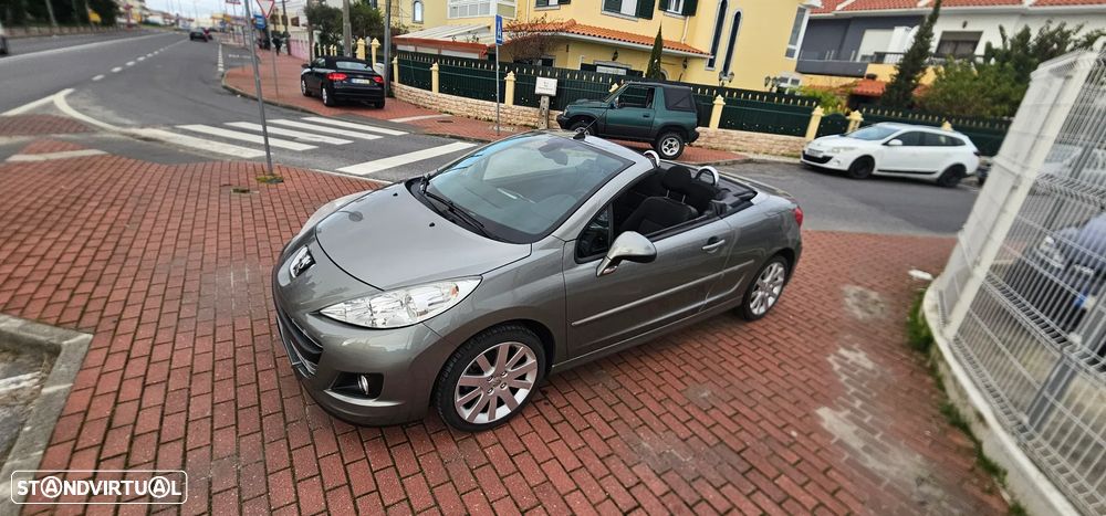Peugeot 207 CC 1.6 HDi FAP Sport - 14