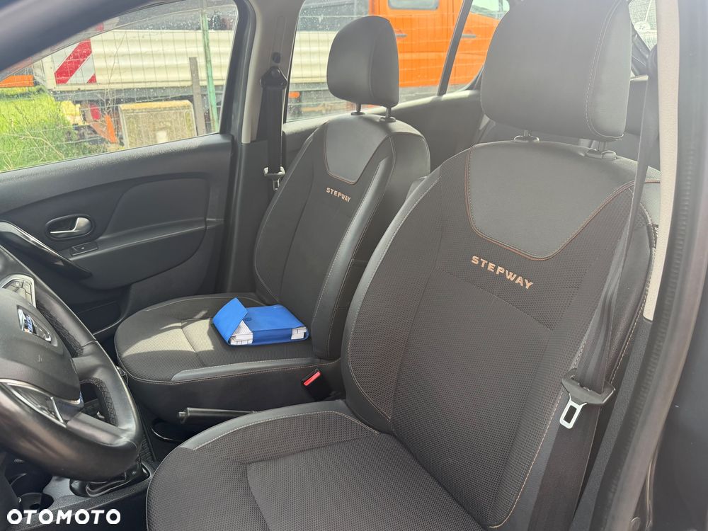 Dacia Sandero Stepway TCe 90 Prestige - 10