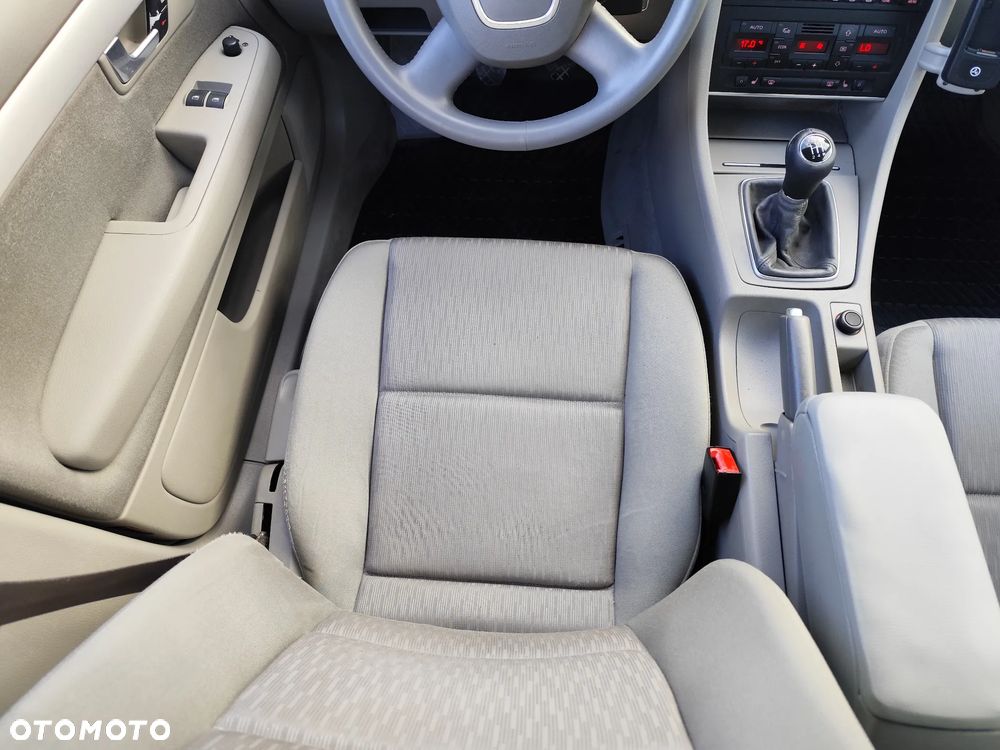 Audi A4 Avant 1.8 T - 17