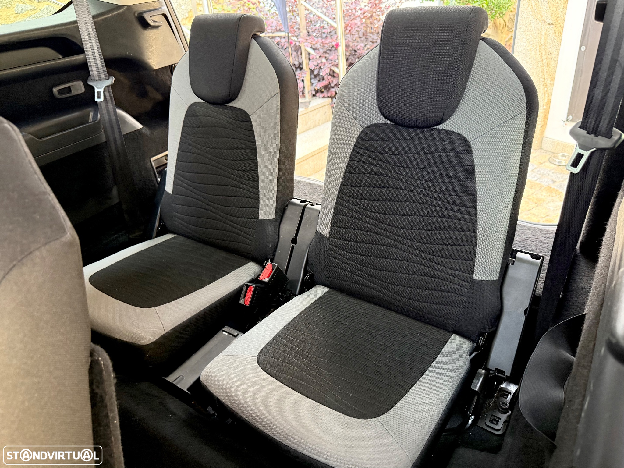 Citroën C4 Grand Picasso e-HDi 115 Intensive - 47