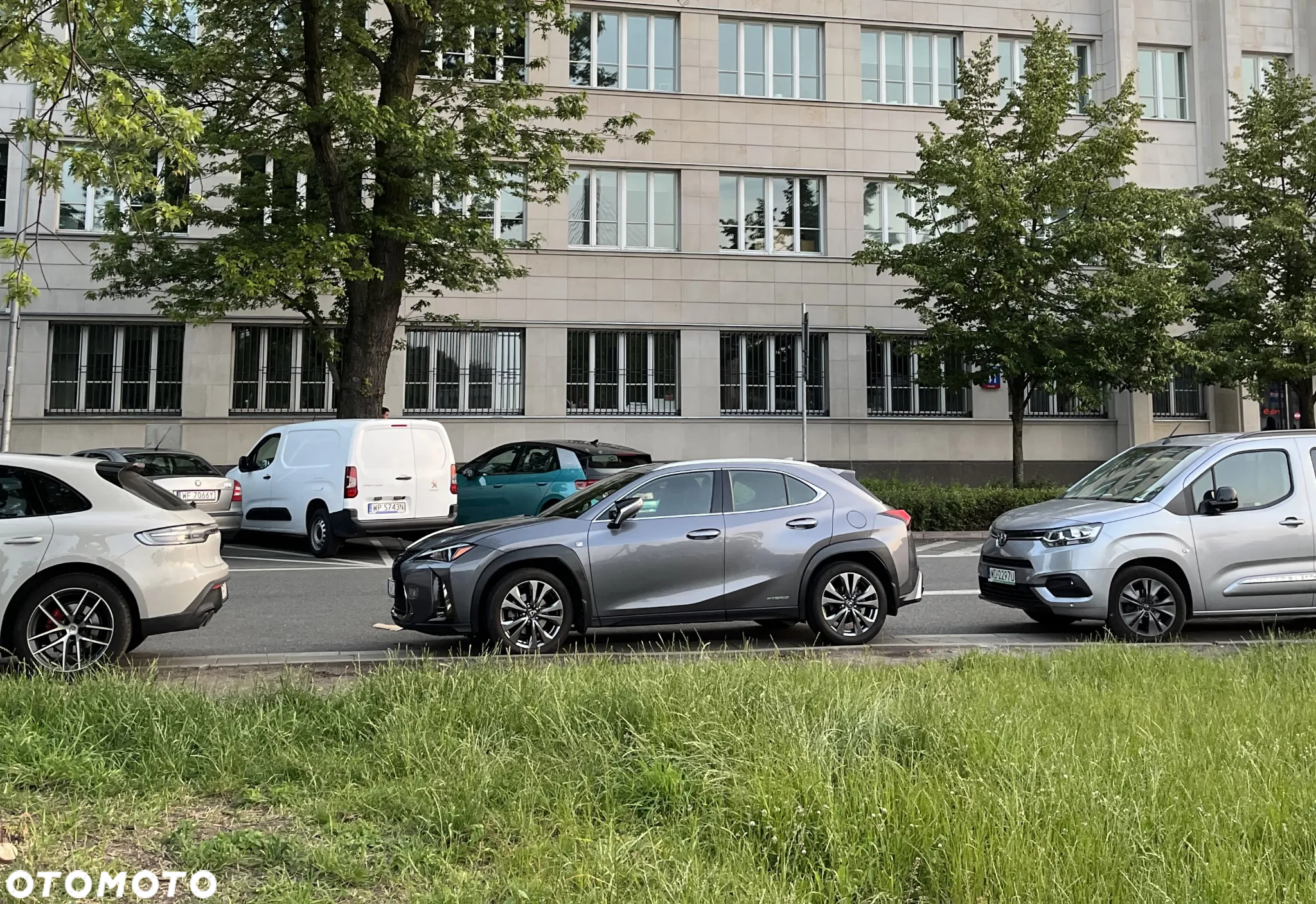 Lexus UX 250h GPF F Sport Edition AWD - 7