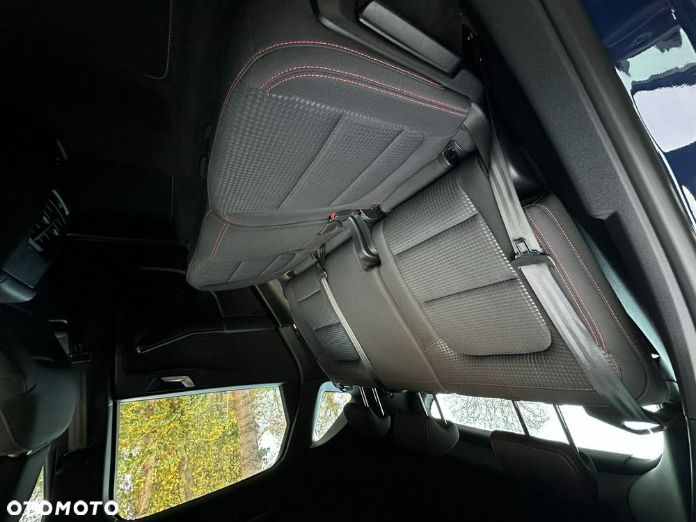 Ford Kuga - 11