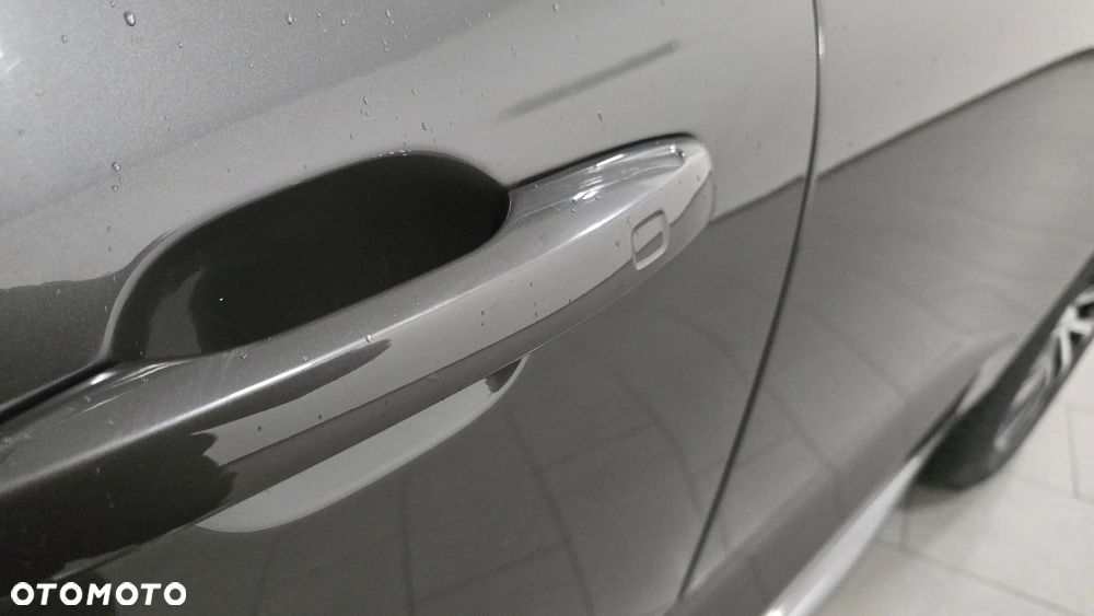 Volvo XC 60 B4 D AWD Inscription - 12