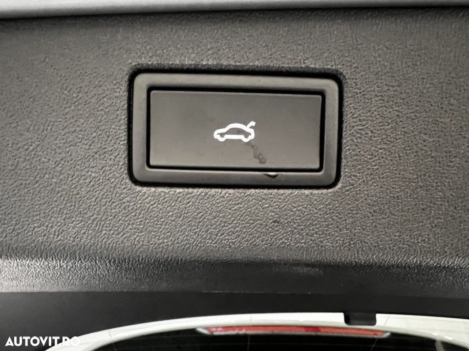 Volkswagen Tiguan - 30