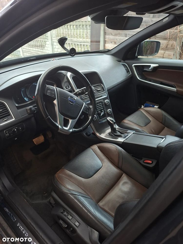 Volvo XC 60 T6 AWD Kinetic - 16