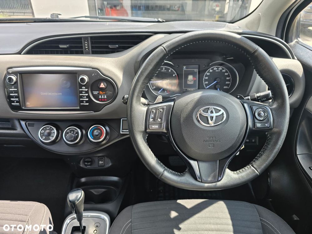 Toyota Yaris 1.5 Comfort CVT - 10