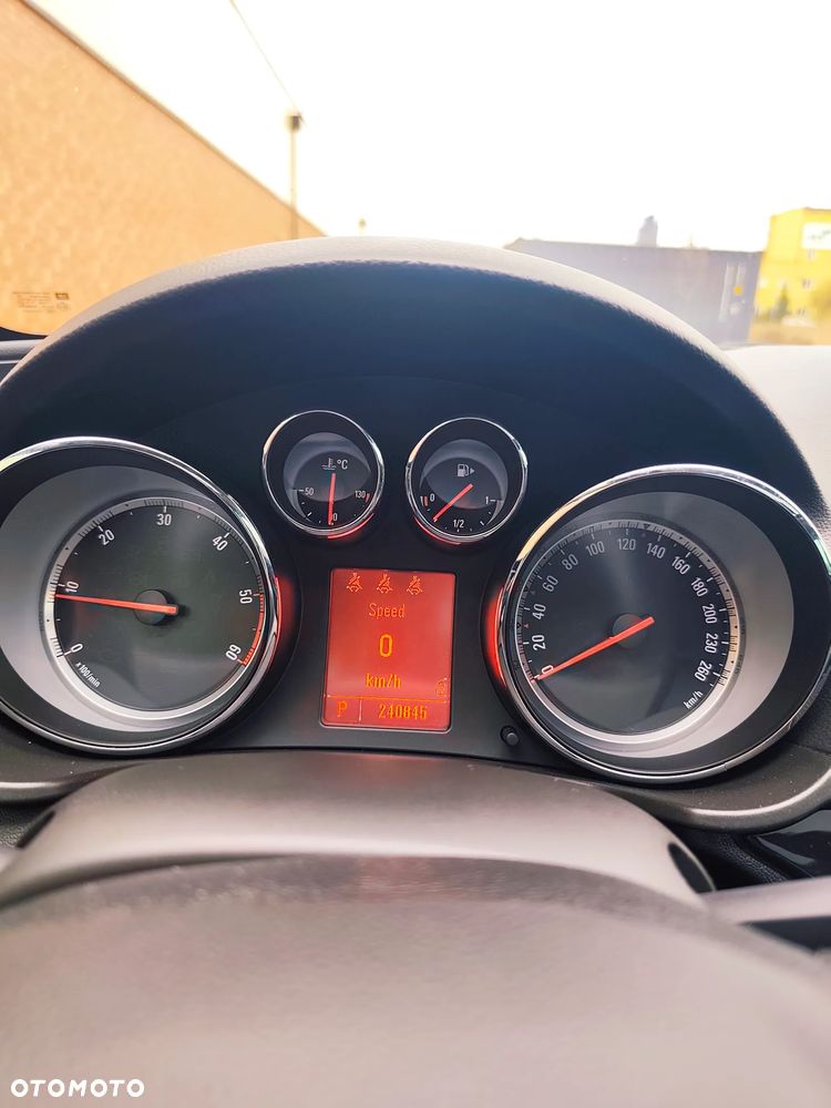 Opel Insignia 2.0 CDTI Sport 4x4 - 9