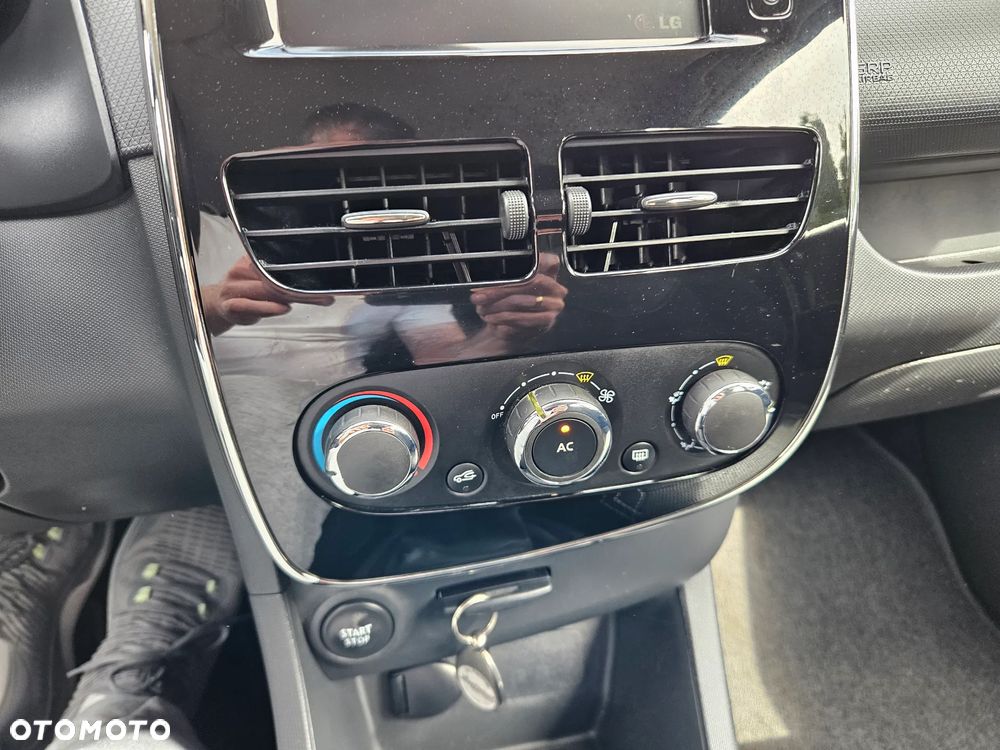 Renault Clio TCe 90 Dynamique - 14