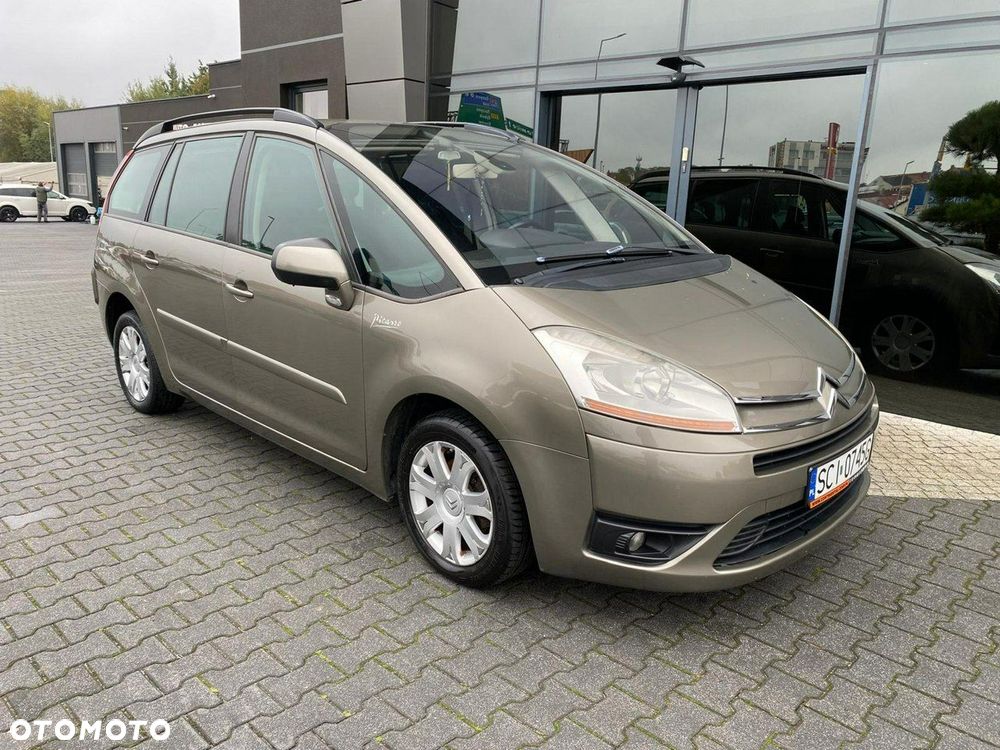 Citroën C4 Grand Picasso 1.8 16V Confort - 2