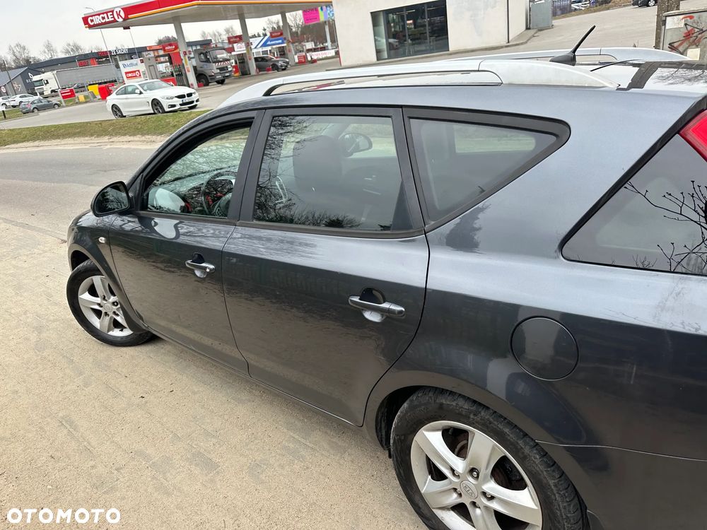 Kia Ceed 1.4 CVVT LX - 12