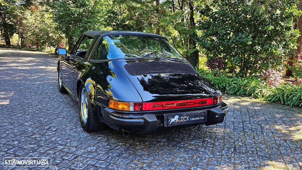 Porsche 911 Série G - 4