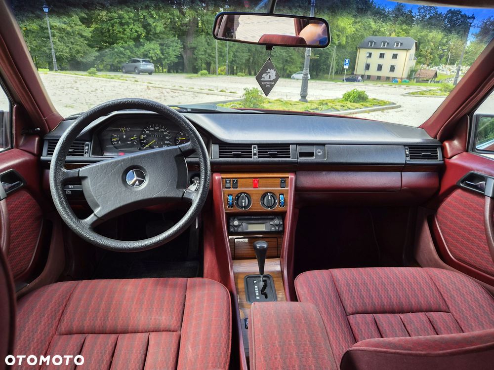 Mercedes-Benz W124 (1984-1993) - 7