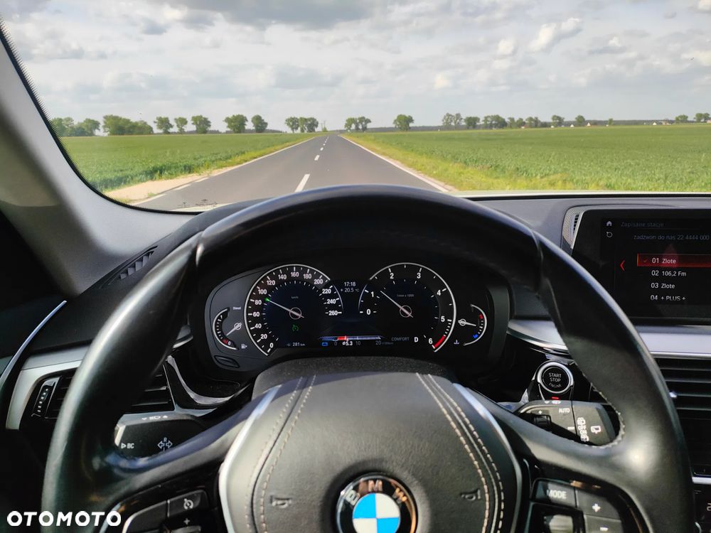 BMW Seria 5 520d - 40