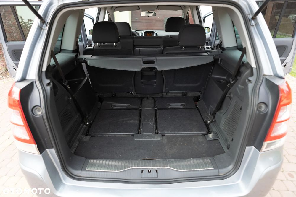 Opel Zafira 1.9 CDTI Edition - 9