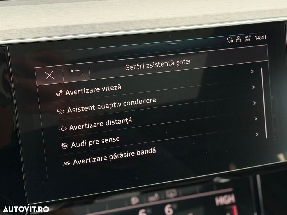 Audi e-tron 55 quattro - 25