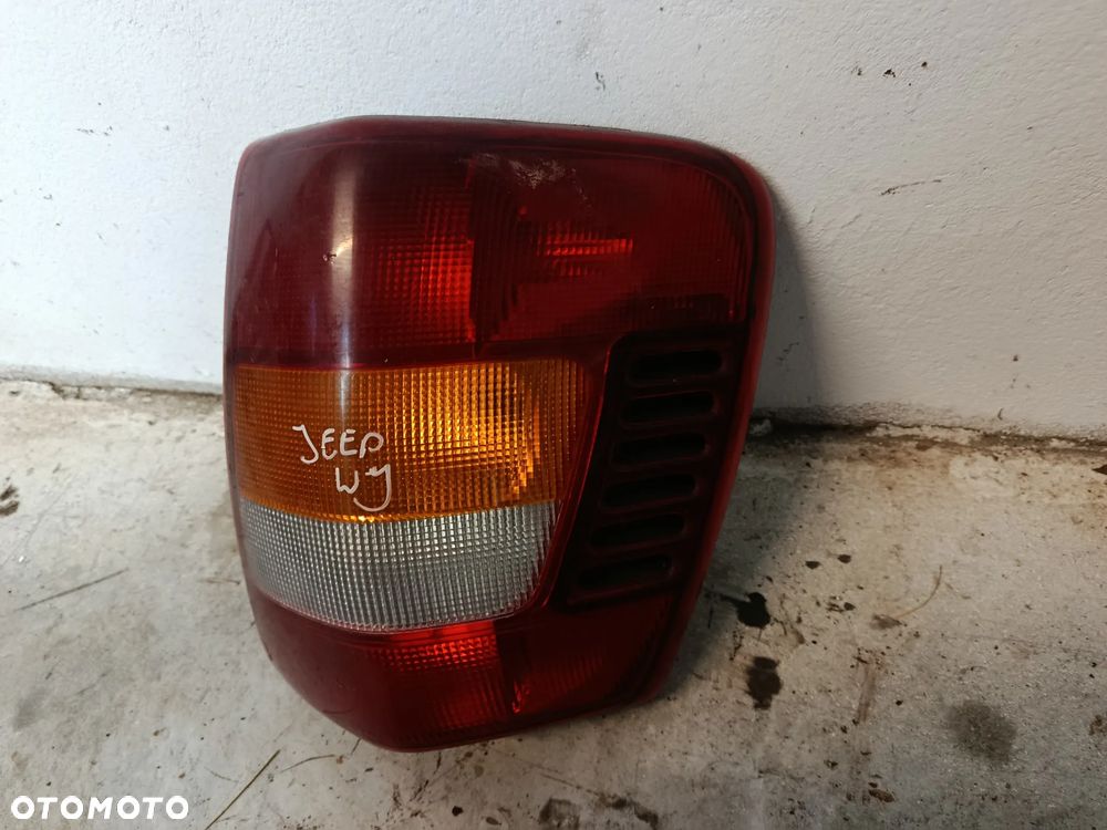Lampa prawy tył tylna Jeep Cherokee WJ 4 żarówki - 2