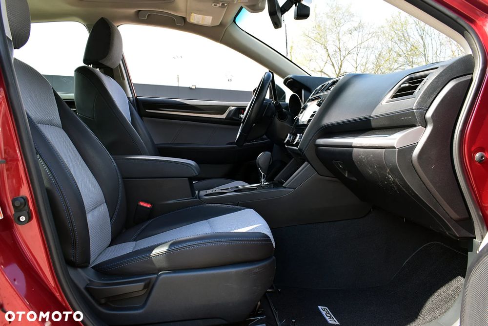 Subaru Legacy 2.5i Sport Navi - 8