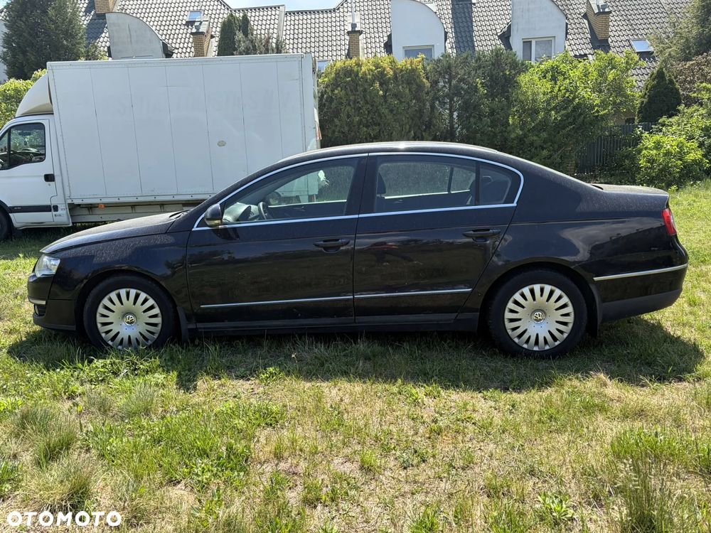 Volkswagen Passat 2.0 TDI Comfortline - 6