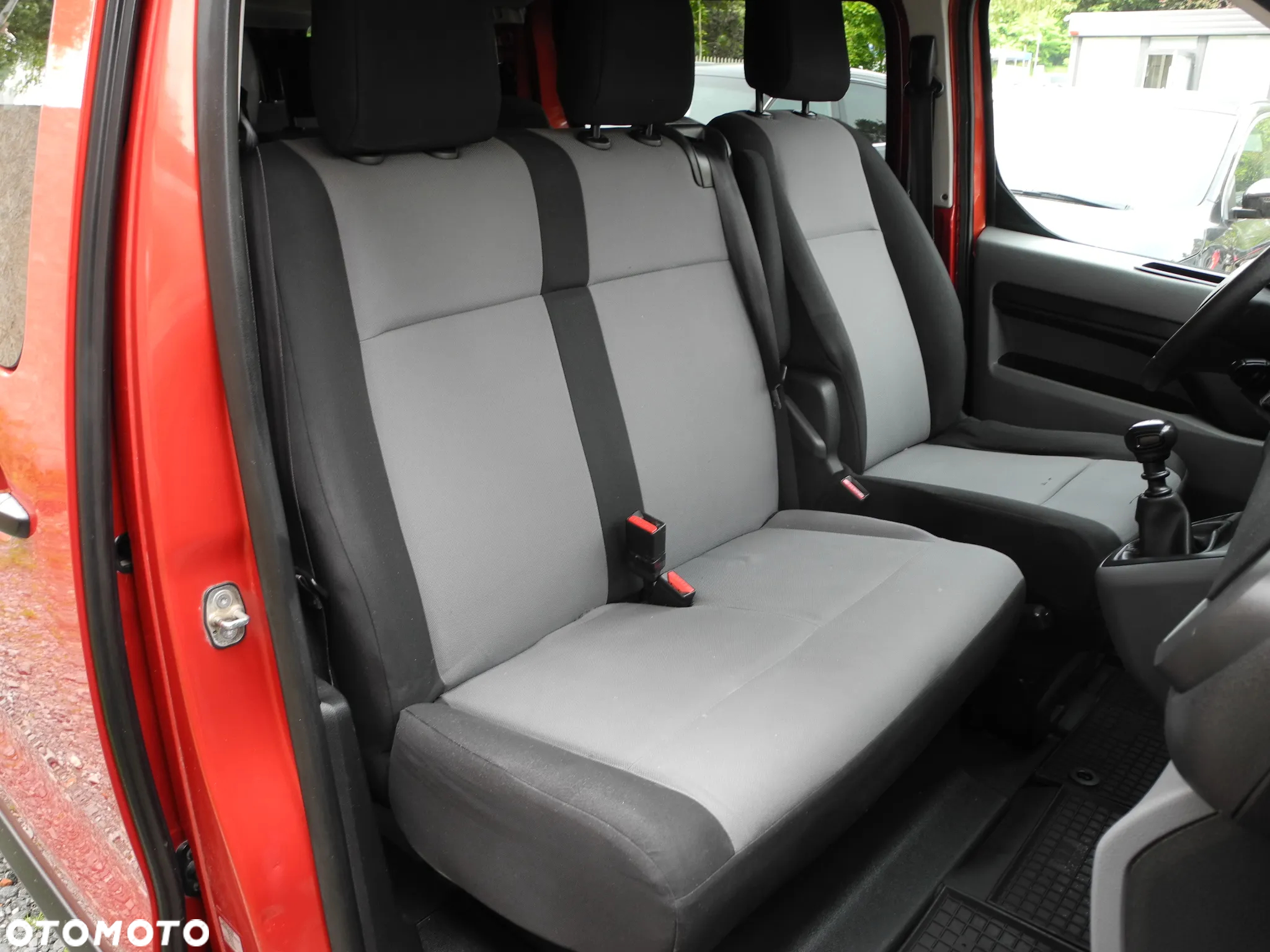 Peugeot Traveller 1.6 BlueHDi Long Business - 13
