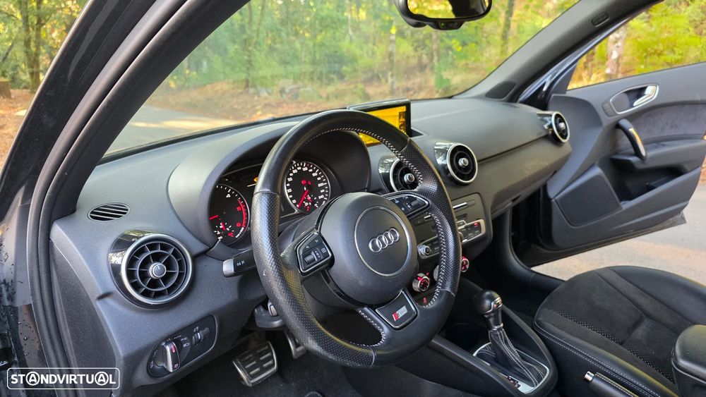 Audi A1 Sportback 1.6 TDI S-line S tronic - 24