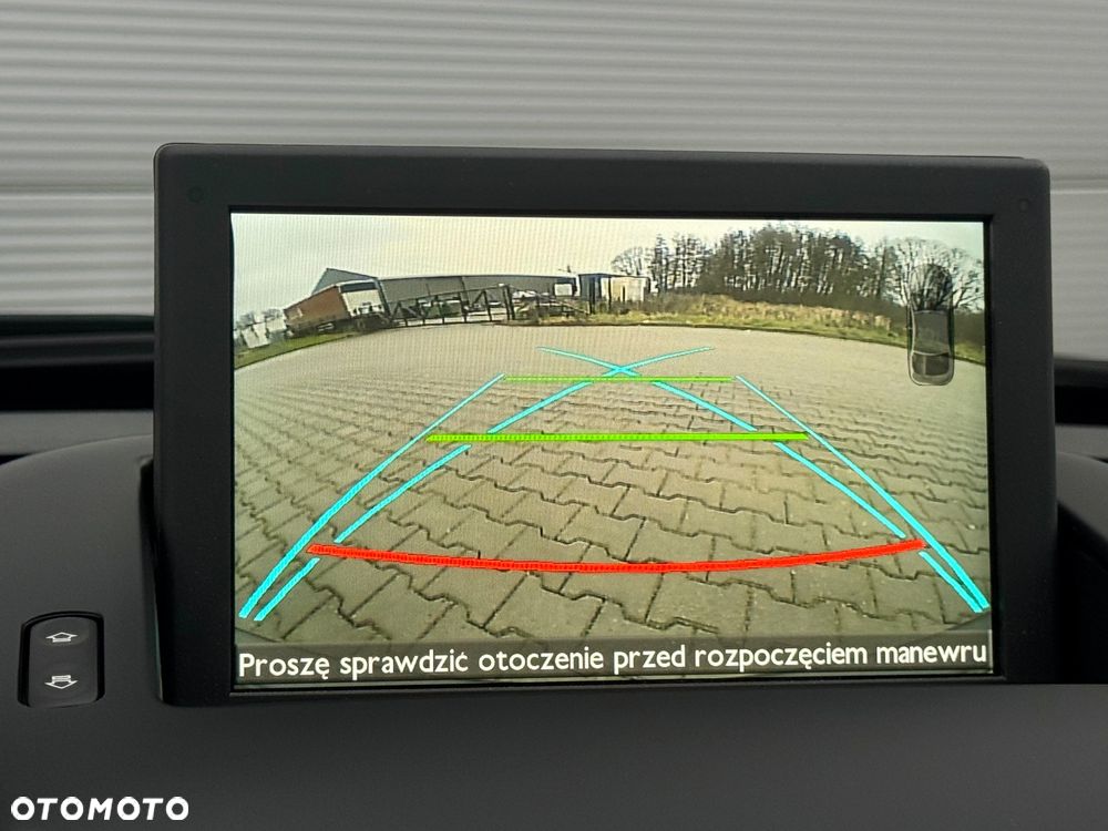 Peugeot 3008 1.6 BlueHDi Style S&S - 36