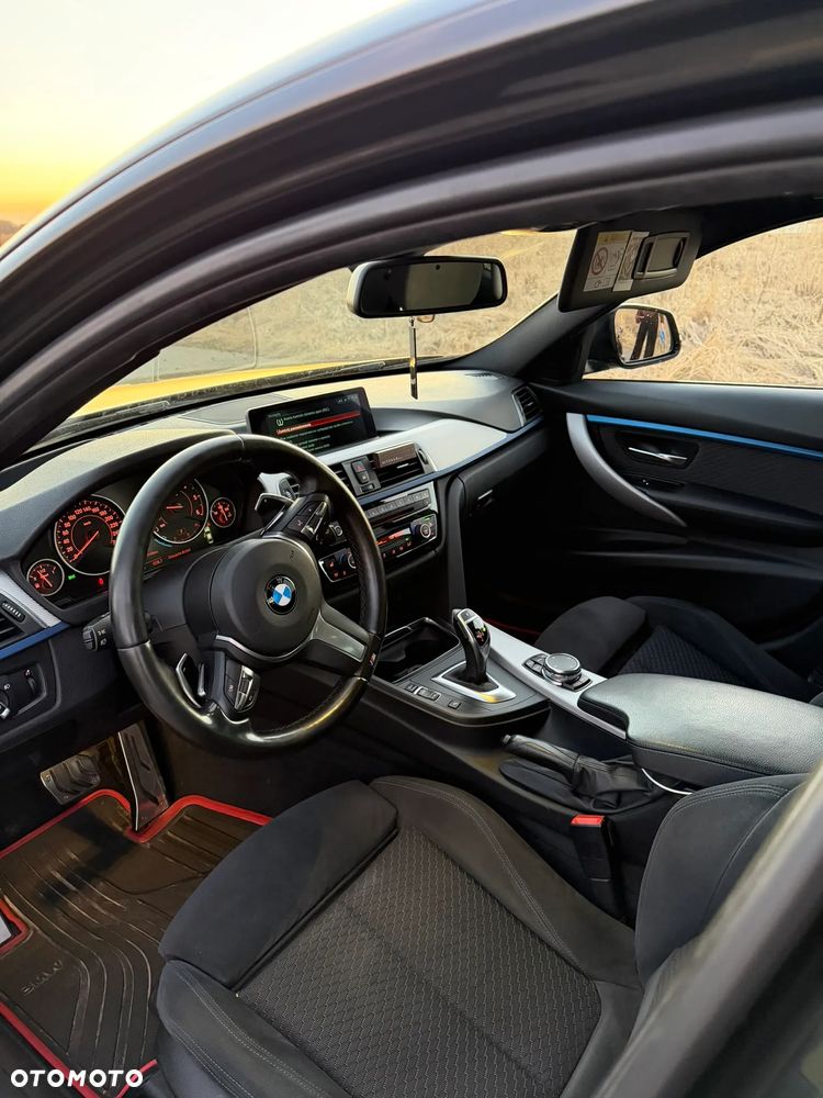 BMW Seria 3 330d xDrive M Sport - 10
