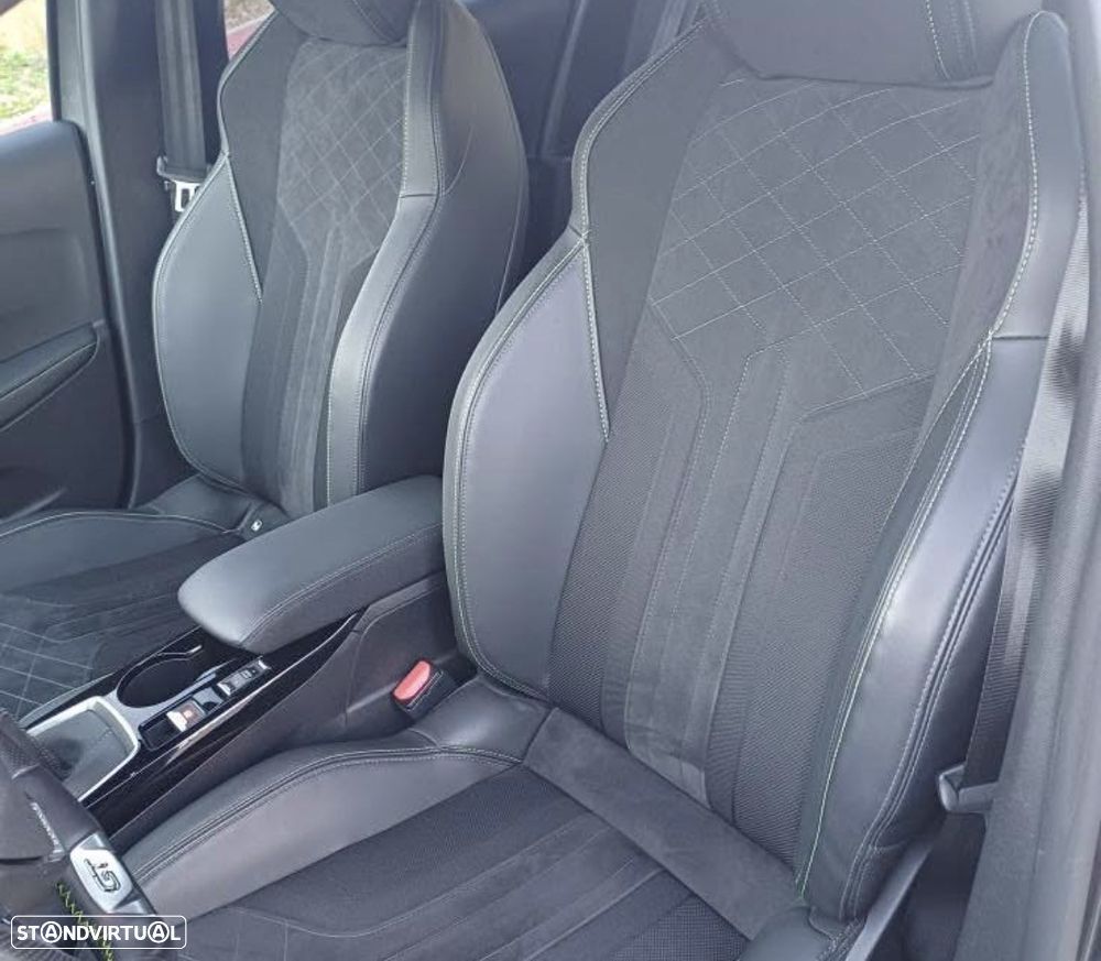 Peugeot 208 1.2 PureTech GT - 8