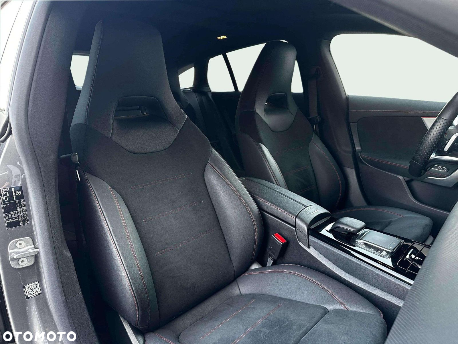 Mercedes-Benz CLA - 11