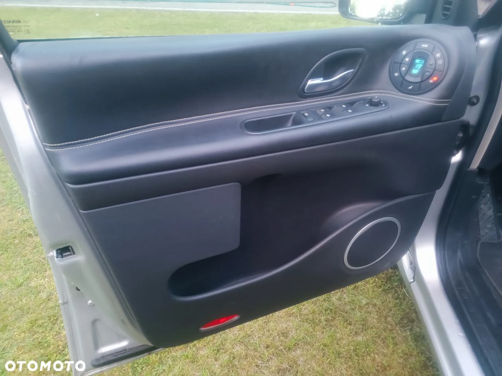 Renault Grand Espace - 12