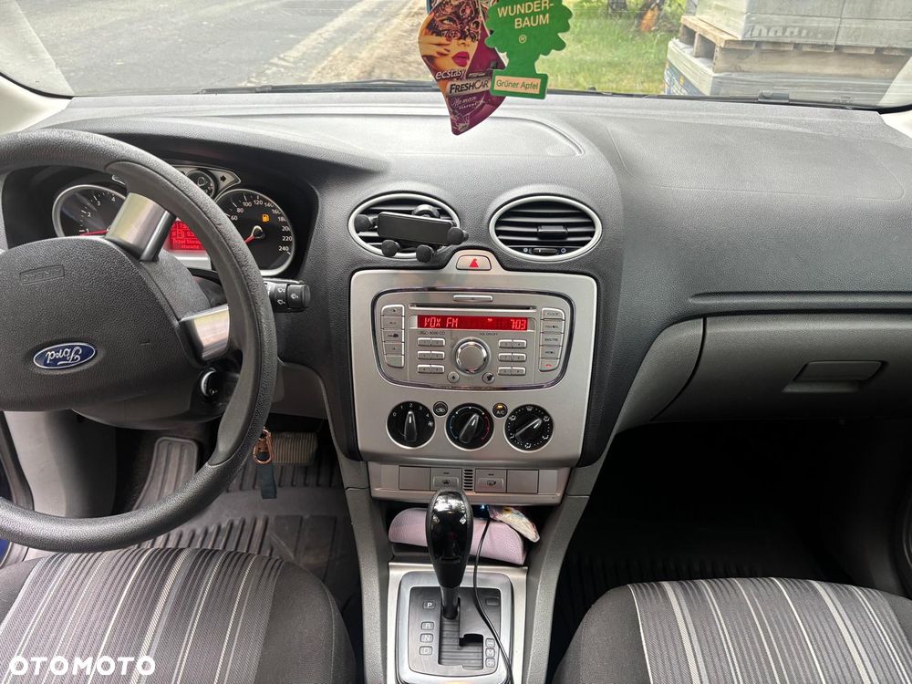 Ford Focus - 8