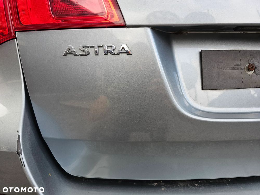 KLAPA BAGAŻNIKA OPEL ASTRA J KOMBI Z179 - 16