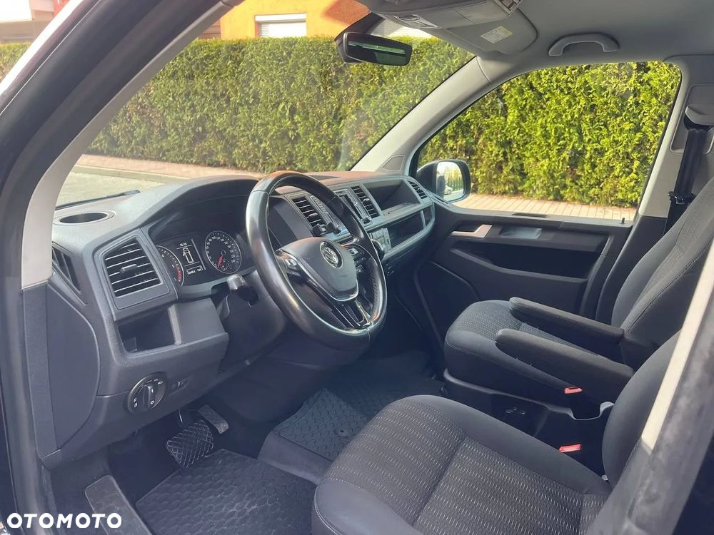 Volkswagen Caravelle - 15