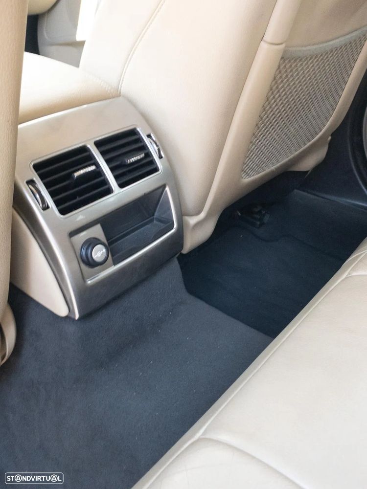 Jaguar XF Sportbrake 2.2 D Premium Luxury - 23