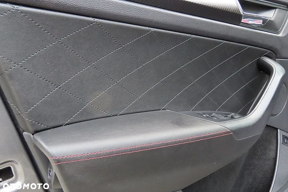 Skoda Kodiaq 2.0 TSI 4x4 DSG RS - 23