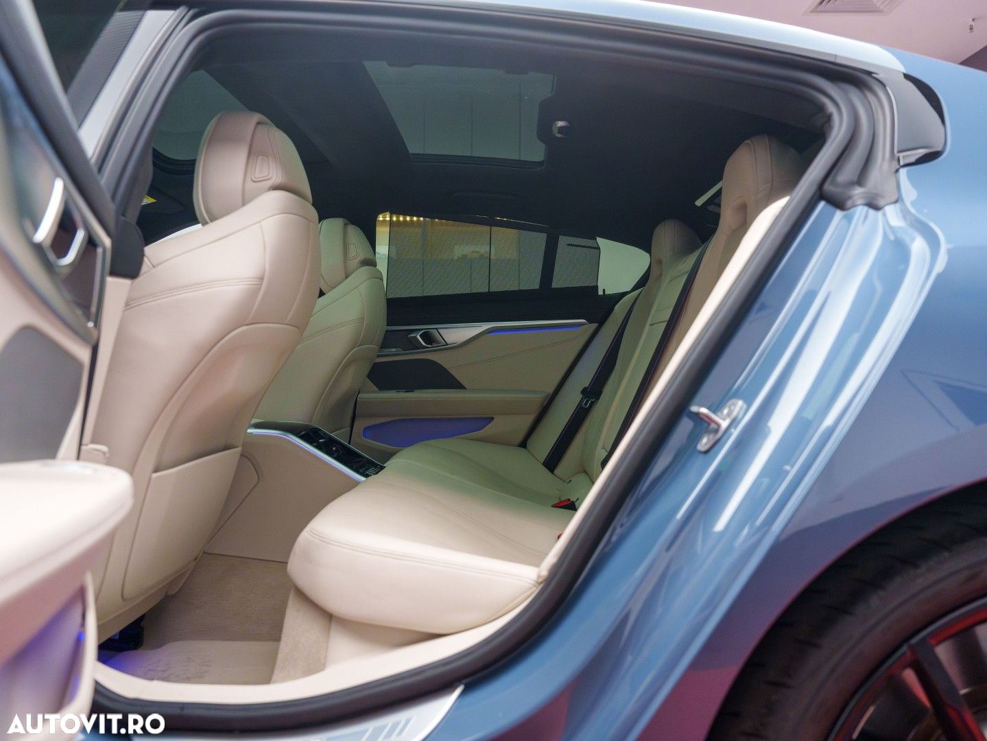 BMW Seria 8 - 27