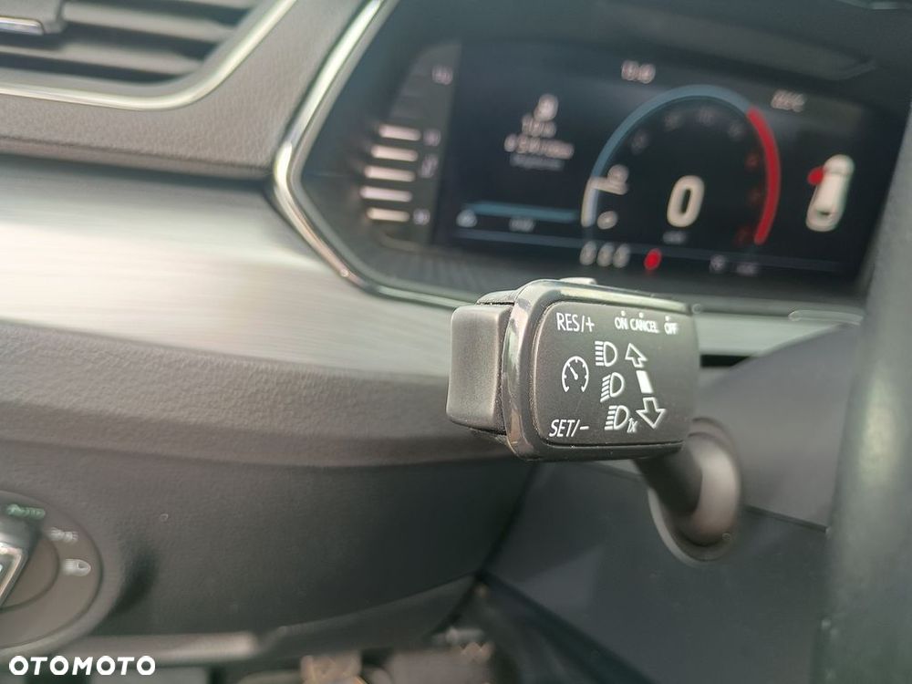 Skoda Superb 2.0 TDI SCR Ambition - 12
