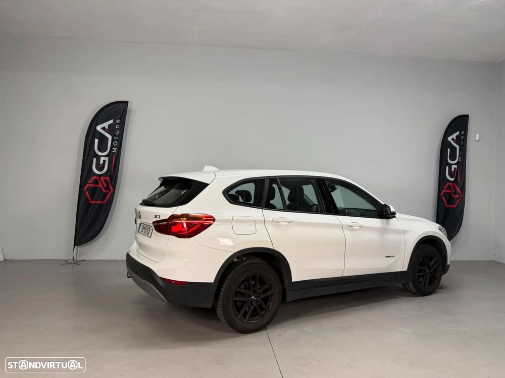 BMW X1 18 d sDrive - 4