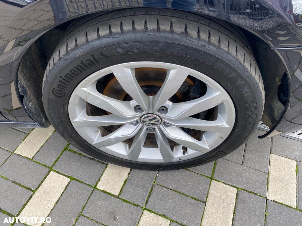 Volkswagen Golf - 26