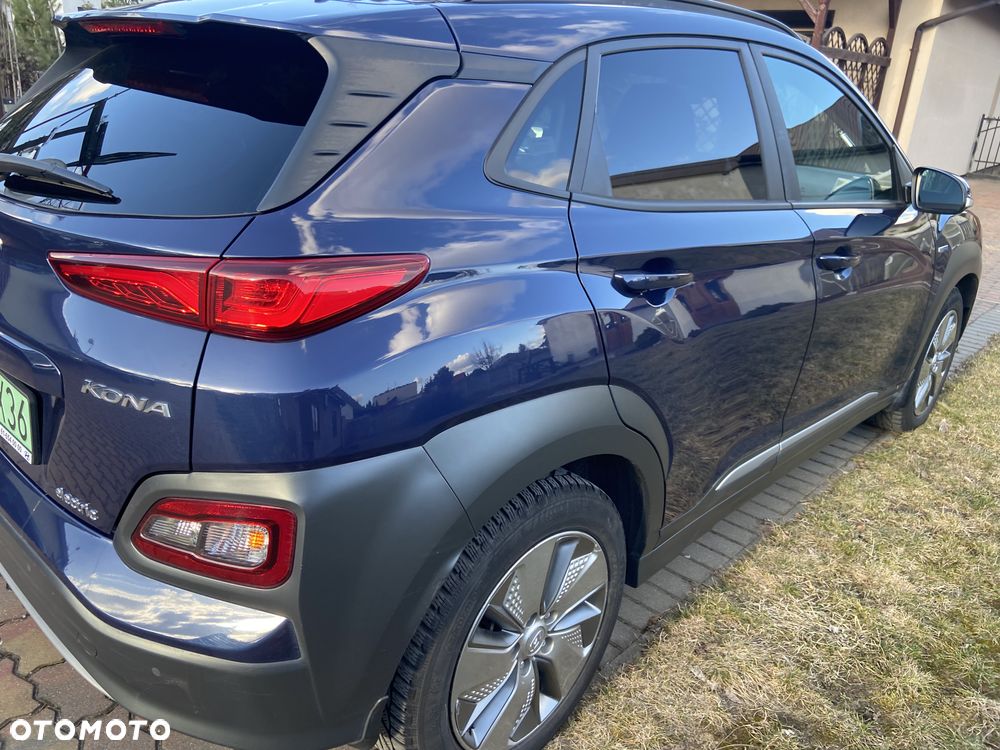 Hyundai Kona 64kWh Style - 9