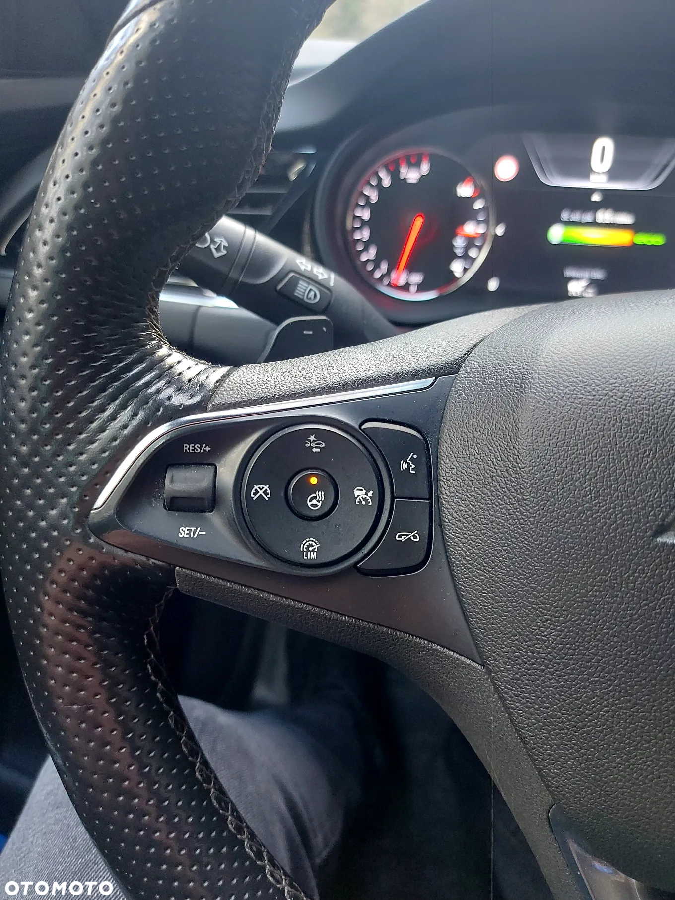 Opel Insignia 2.0 T 4x4 Exclusive S&S - 13