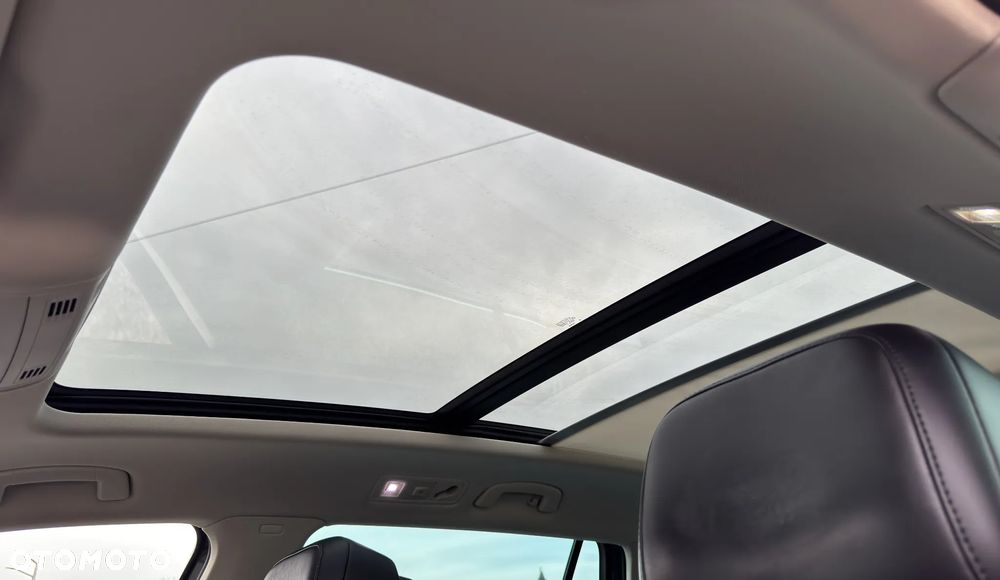 Volkswagen Passat - 29