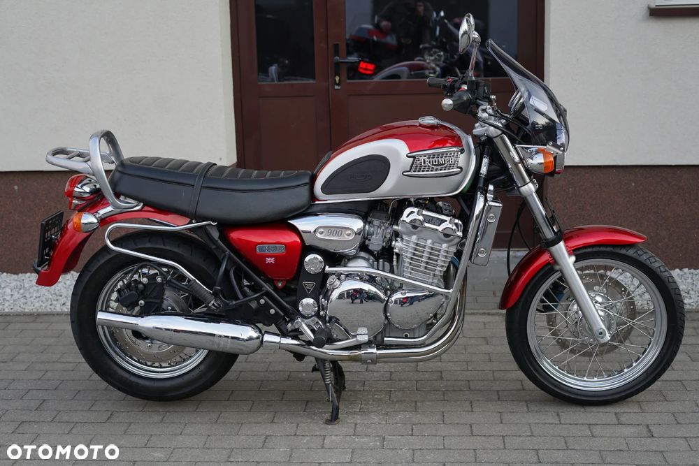 Triumph Thunderbird - 3