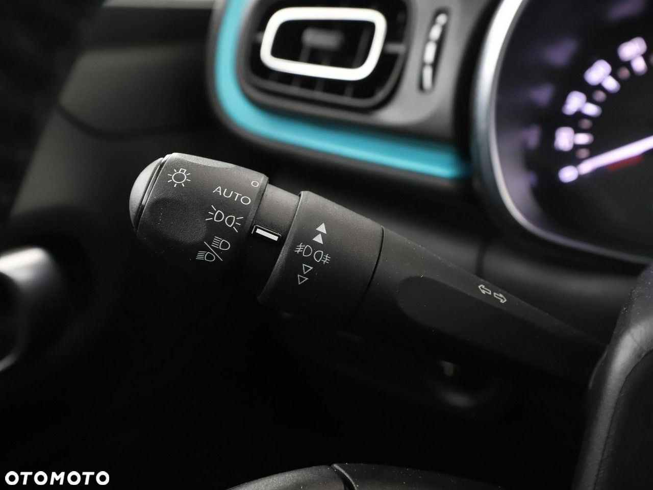 Citroën C3 1.2 PureTech Feel - 28
