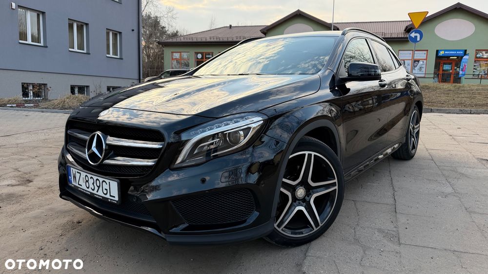 Mercedes-Benz GLA - 2