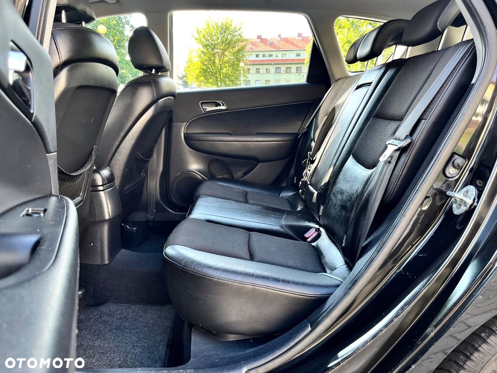 Hyundai i30 i30cw 2.0 Style - 18