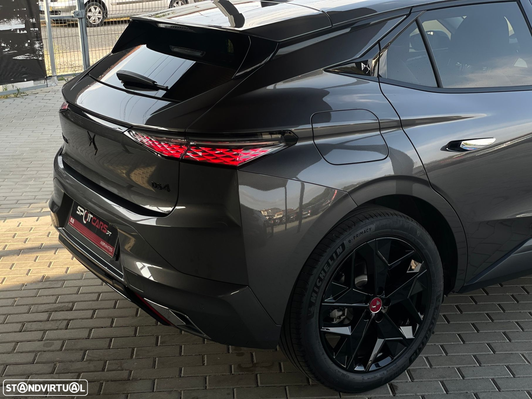 DS DS4 E-Tense Performance Line EAT8 - 10