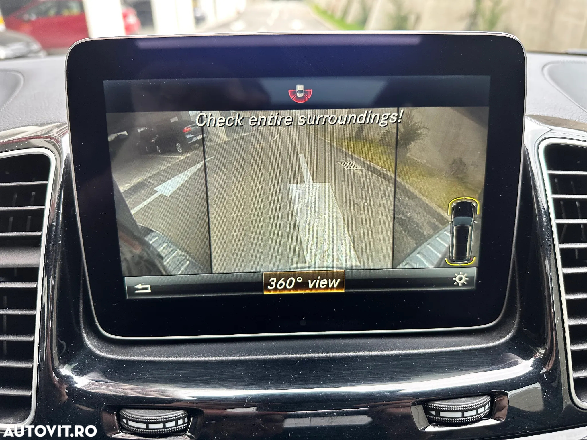 Mercedes-Benz GLS 350 d 4Matic 9G-TRONIC AMG Line - 16