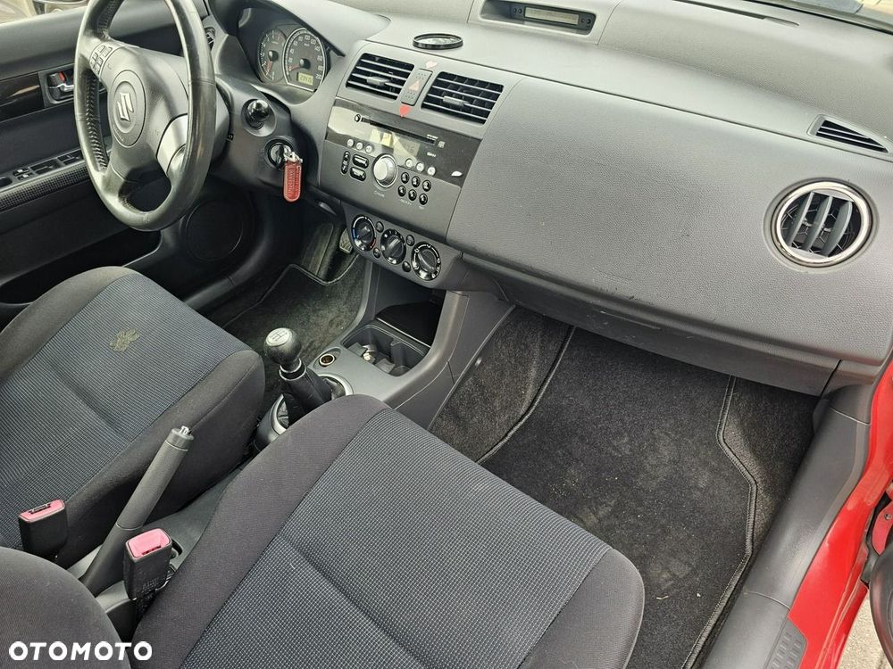 Suzuki Swift - 22