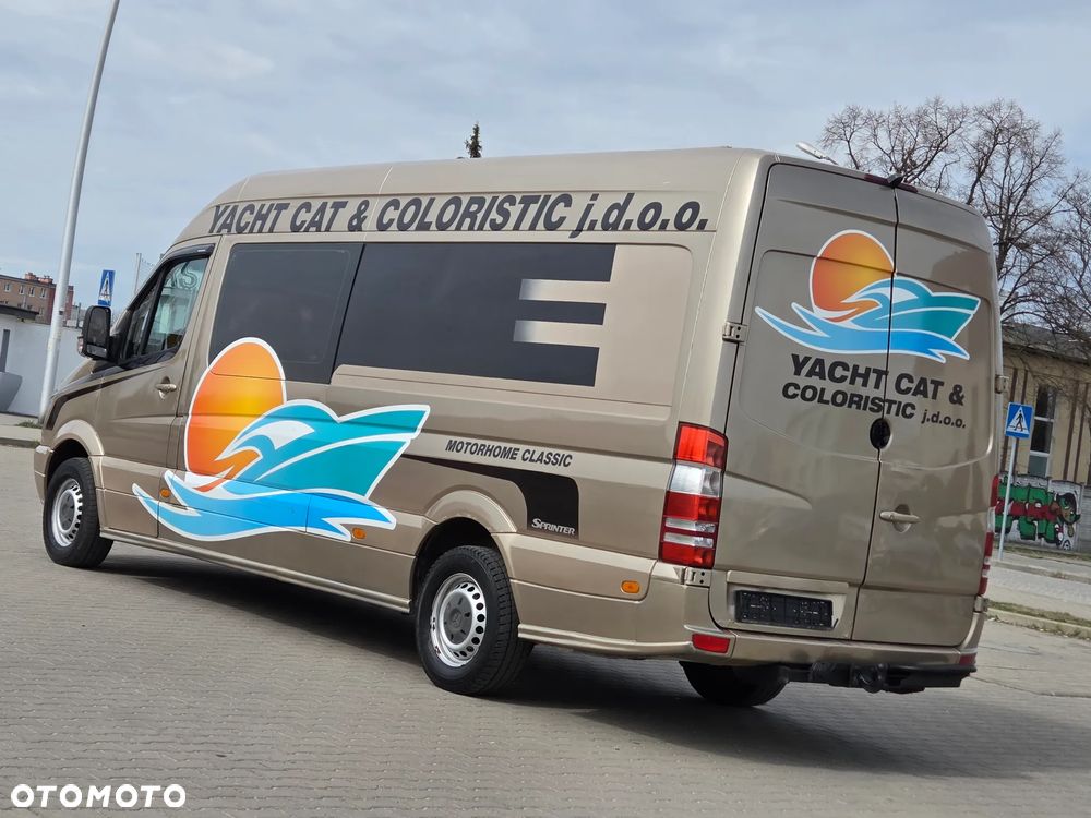 Mercedes-Benz Sprinter - 15