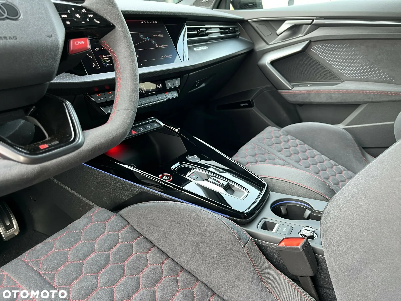 Audi RS3 TFSI Quattro S tronic - 24